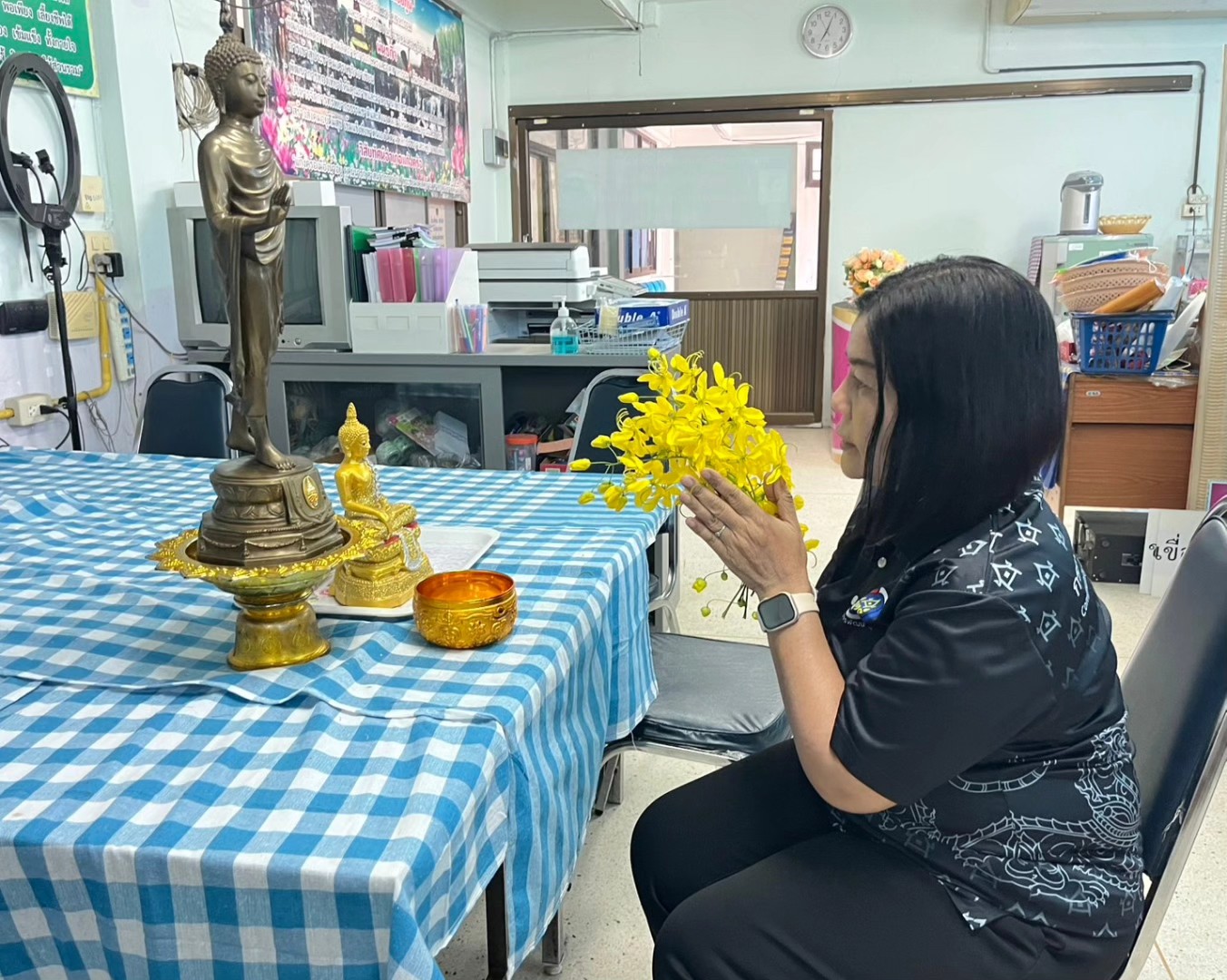  📢สพอ.แก้งคร้อ : เมืองน่าอยู่ ผู้คนน่ารัก   จัดกิจกรรมสืบสานประเพณีไทย “สรงน้ำพระ” เนื่องในเทศกาลสงกรานต์ 