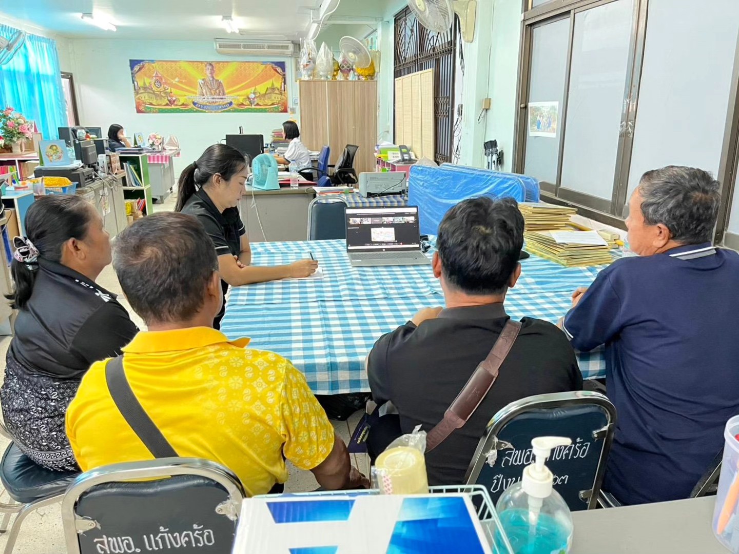   📢สพอ.แก้งคร้อ : เมืองน่าอยู่ ผู้คนน่ารัก   ร่วมรับฟังการมอบแนวทางการขับเคลื่อนภารกิจของคณะทำงานเสริมสร้างสมรรถนะนักพัฒนาชุมชนรุ่นใหม่: ทีม Buddy พัฒน์